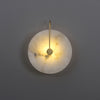 Wandgemonteerde LED-lamp in alabasterafwerking