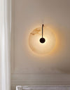 Wandgemonteerde LED-lamp in alabasterafwerking