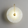 Wandgemonteerde LED-lamp in alabasterafwerking