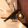 Raven-geïnspireerde hars tafellamp