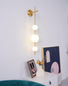Vertical Globe Wandlamp