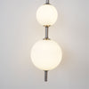 Vertical Globe Wandlamp
